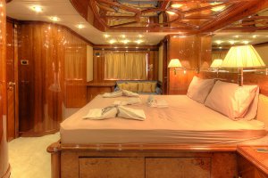 Lüks Kiralık Motor Yat Dream