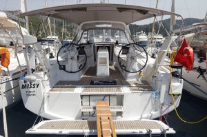 Noleggio Barche Oceanis 38.1 - 3 cab. - Missy - 2017