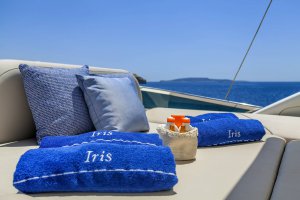 Location Yacht de Luxe Iris Azimut 74 Grèce