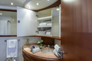 Location Yacht de Luxe Iris Azimut 74 Grèce