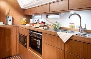 Bavaria Cruiser 46 - 4 cab. - Sail Vega - 2014