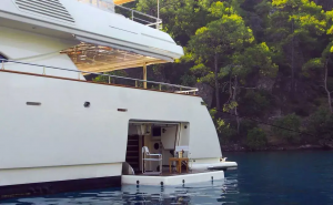 Yacht De Luxe Ariela