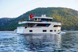 Çınar Yıldızı Yacht Available for Charter