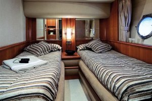 Location Yacht de Luxe Chill Out II Azimut 68 Evolution Grèce