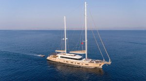 De Love Gulet Available for Charter