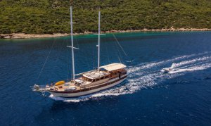 Gulet Elara Available for Charter
