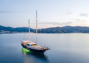 Happy Days Gulet Available for Charter