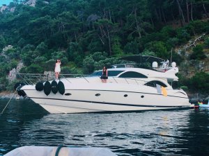 Lüks Kiralık Motor Yat KRC 2