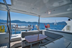 Lagoon 421 - 4 + 1 cab. - Milly - 2013.