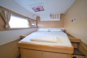 Lagoon 421 - 4 + 1 cab. - Milly - 2013.