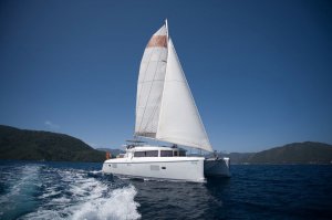 Lagoon 421 - 4 + 1 cab. - Milly - 2013.
