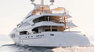 Yacht de Luxe O'MATHILDE Location de Yacht