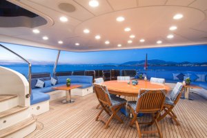 Location Yacht de Luxe Option B Grèce