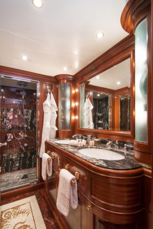 Location Yacht de Luxe Option B Grèce