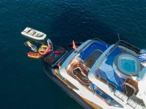 Location Yacht de Luxe Option B Grèce