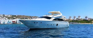 Questa e Vita Yacht Available for Charter