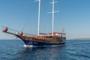 Gulet Tango Available for Charter
