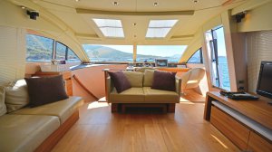 Location Yacht de Luxe Wave Master Sealine T60 Grèce