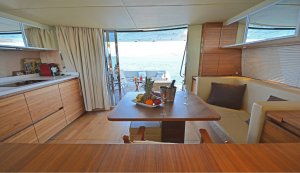 Location Yacht de Luxe Wave Master Sealine T60 Grèce