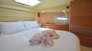 Location Yacht de Luxe Wave Master Sealine T60 Grèce