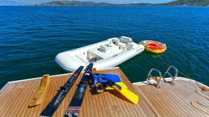 Location Yacht de Luxe Wave Master Sealine T60 Grèce