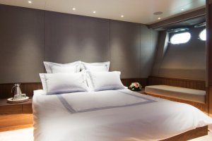 Lüks Kiralık Motor Yat WHISPER V