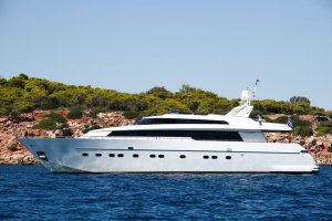 Zen Yacht Available for Charter