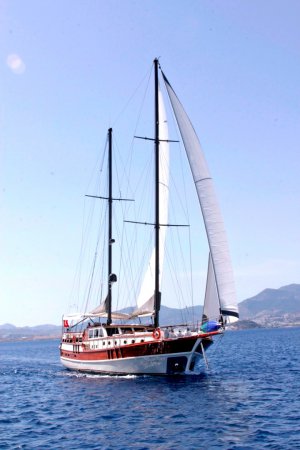 Gulet Zeynos Available for Charter